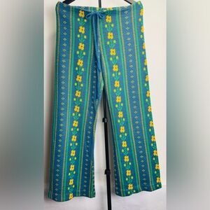 Vintage 70s - Charlie’s Girls Knit Floral Pants Blue Yellow Green